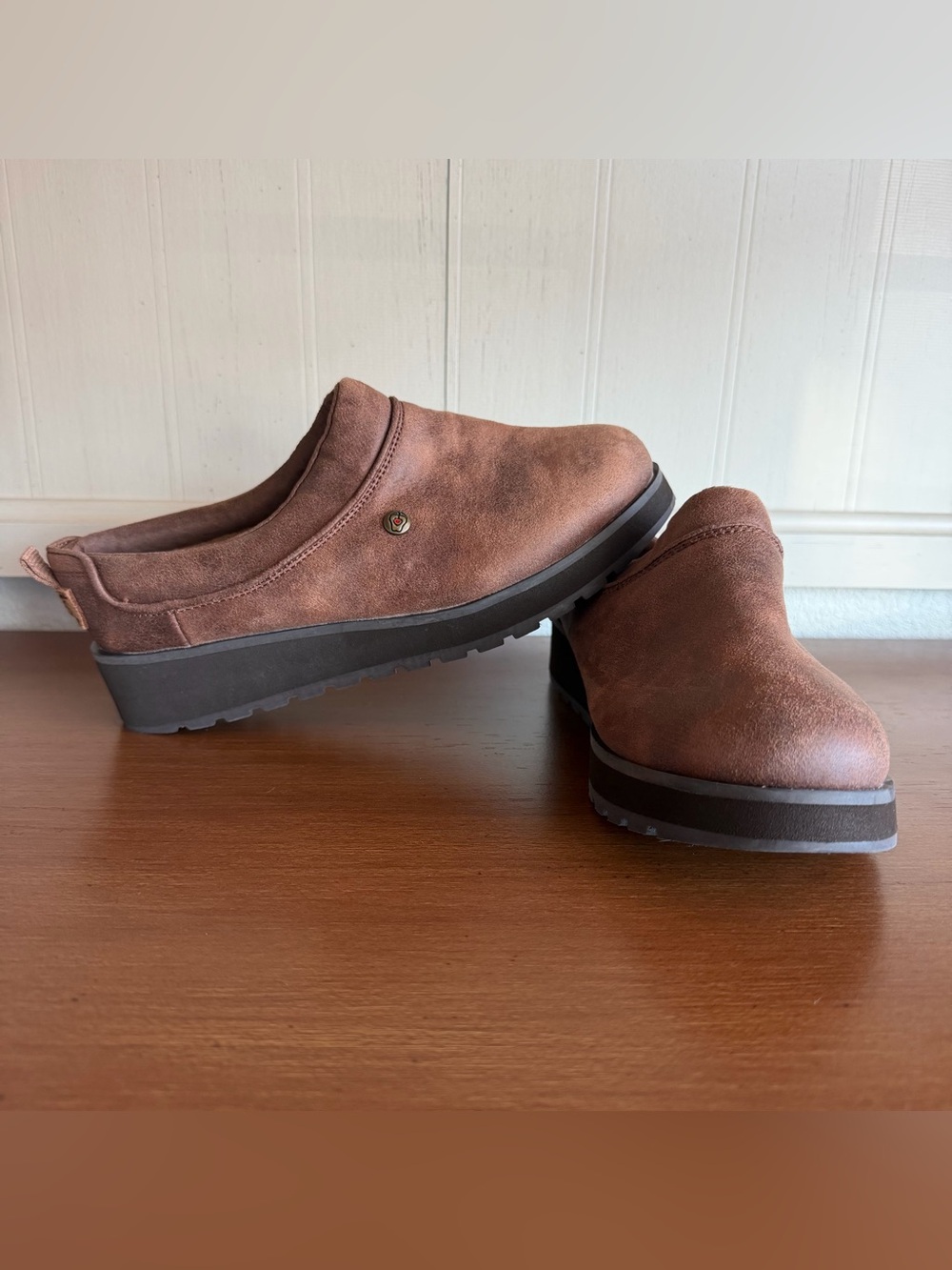 Bobs Skechers Women’s Memory Foam Fur Lined Hard Bottom Clog 7 Comfort Casual